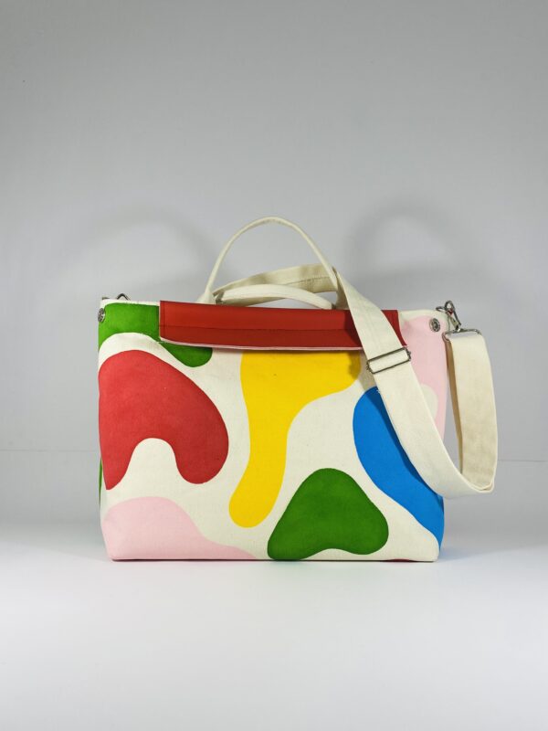 Billie Splash - Image 4